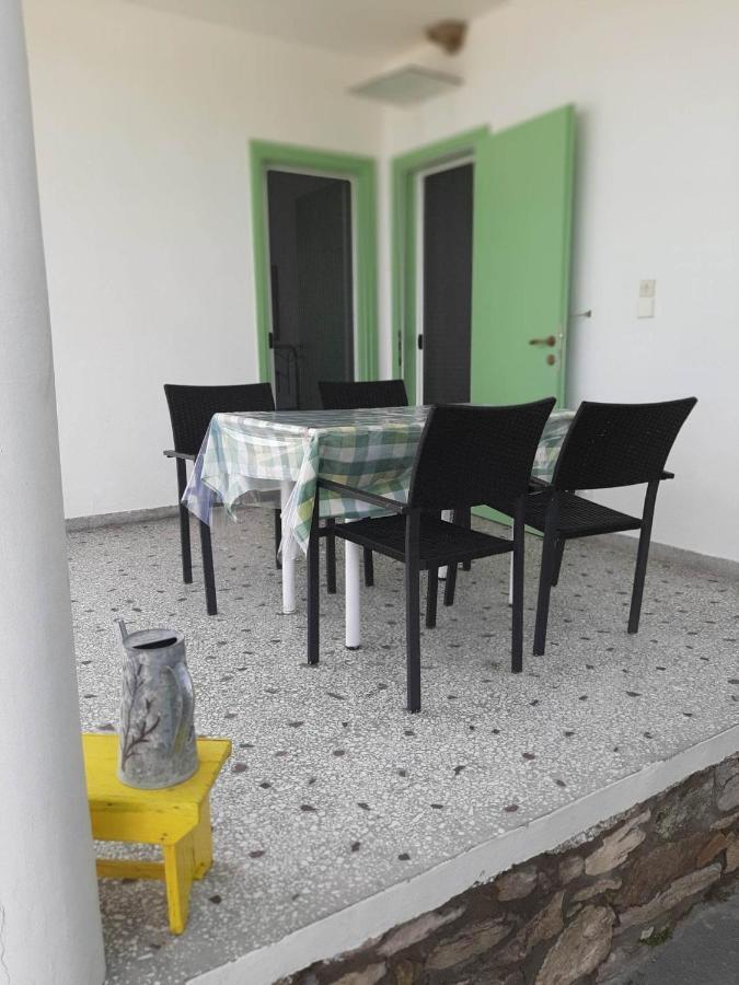 House Kokkalas On The Beach 피르가디키아 외부 사진